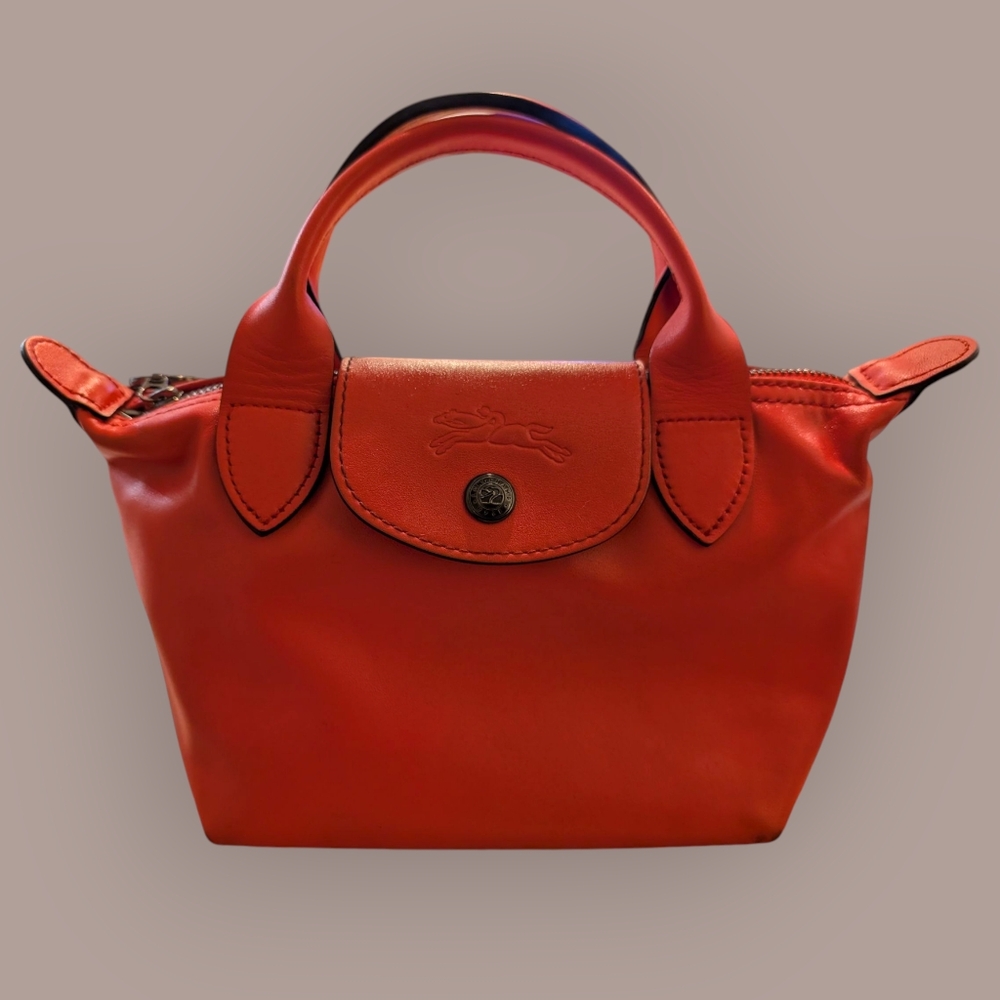 longchamp XS Le Pliage (Cuir/Leather) In Coral - Picture 2 of 16